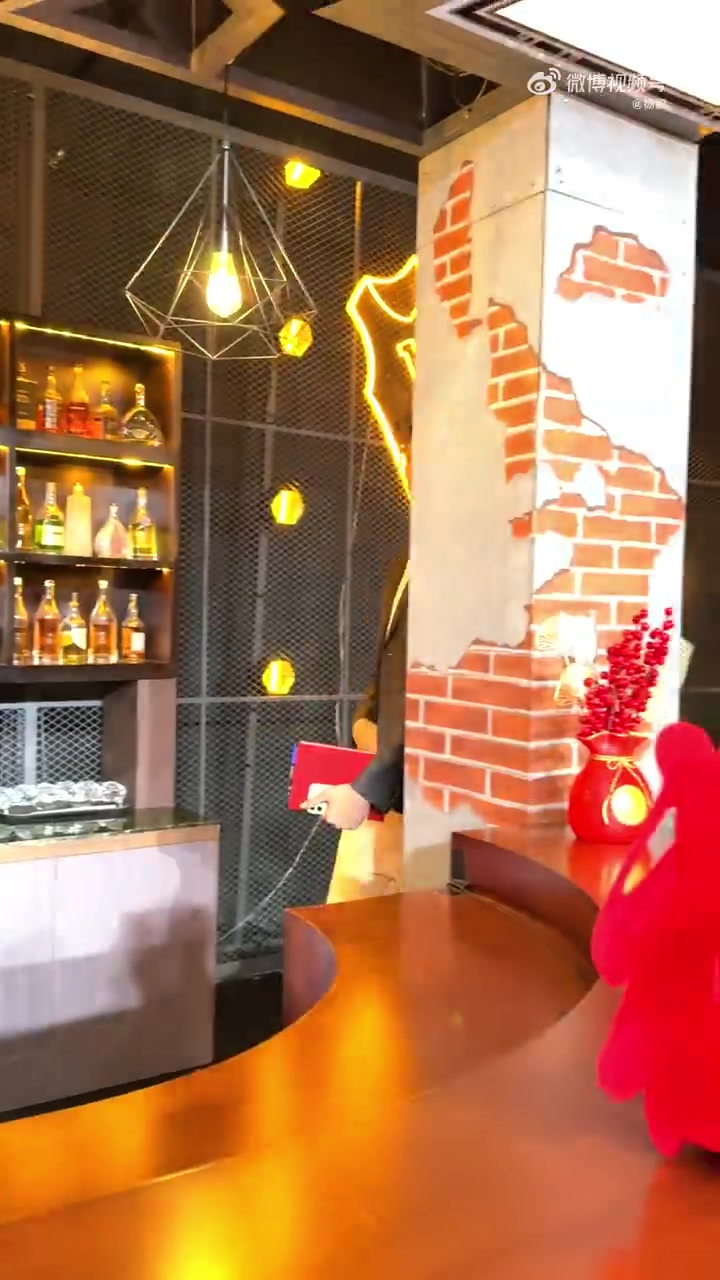 世界杯高清直播-杨毅：周琦来解说 中国队胜率就很高 后者：只要能赢 我在哪都行