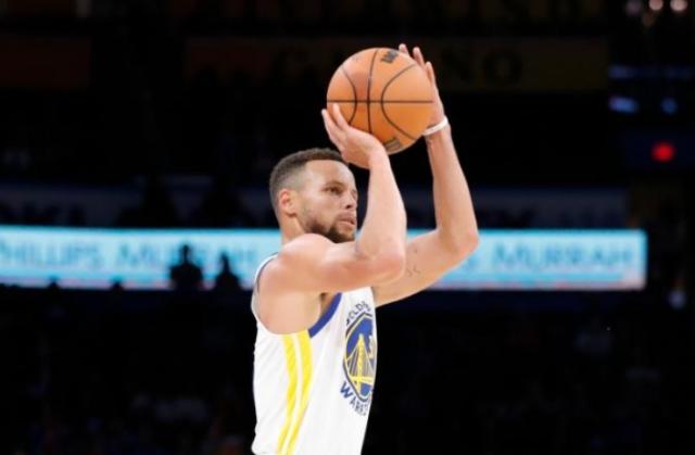 世界杯手机版下载-【观察】新赛季勇士起飞 靠的不只是无所不能的库里